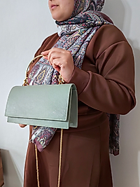 GOLD METAL SAPLI OMUZ ASKILI KADIN ÇANTASI